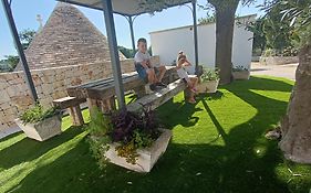 Trulli Sulla Valle